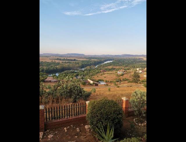 0 BEDROOM HOUSE FOR SALE IN VAALOEWER